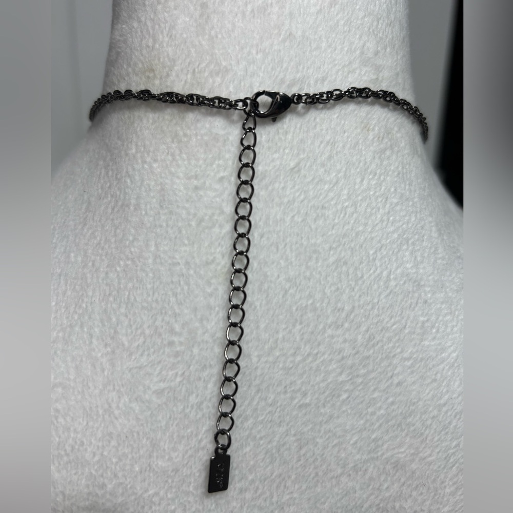 1928 Gun metal tear drop necklace with black and clear stones - Picture 3 of 4